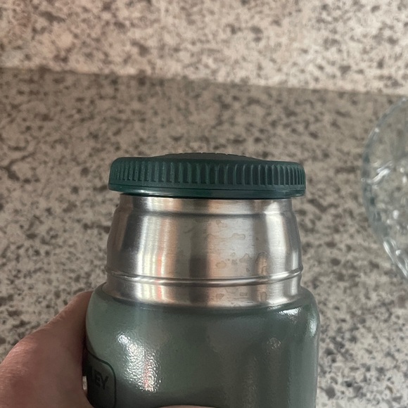 Stanley Adventure Series Stainless Steel Thermos 20-00790 A18 24 oz - Picture 3 of 4